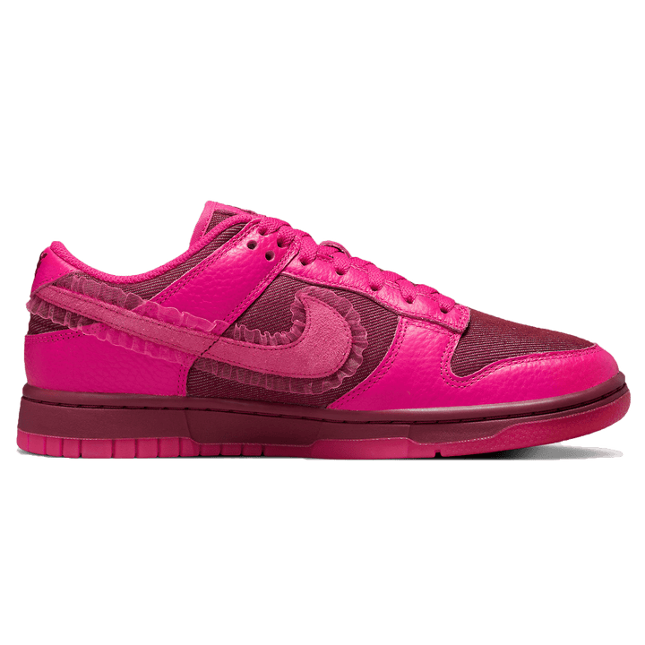 NIKE WMNS DUNK LOW 'VALENTINE'S DAY'